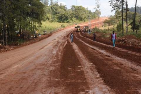 ደንበጫ ፈረስቤት ሰቀላ እና ቢቡኝ አገናኝ መንገድ